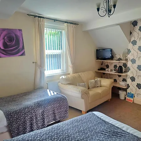 Lyndale Pateley Bridge