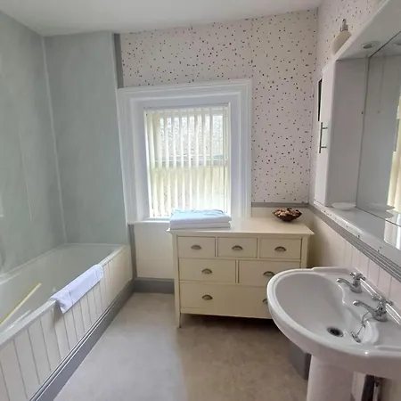 Lyndale Pensionat 3*
